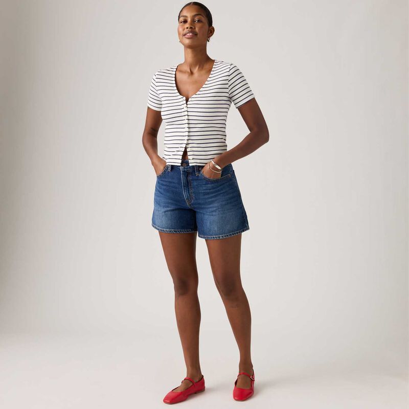 Levi's Cinch Mid-Thigh Kiss Goodbye Jean Shorts image number 3